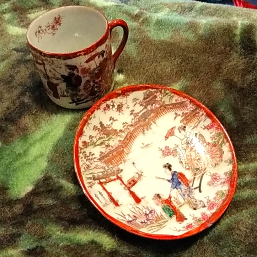 Kutani Demitasse Cup/Saucer Set